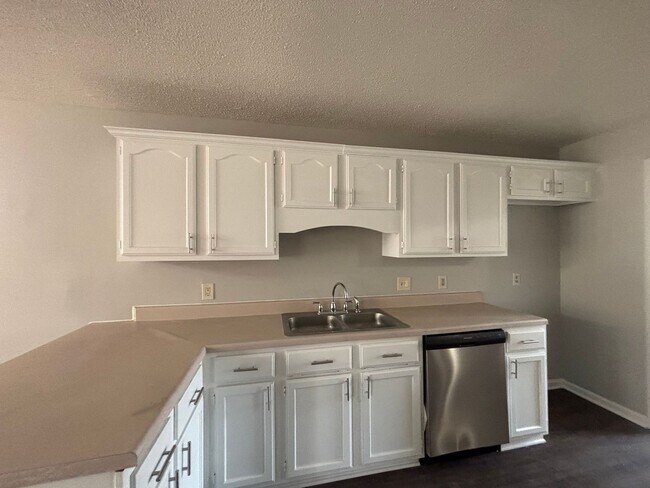 Foto del edificio - 1231 Beaver Trail Dr