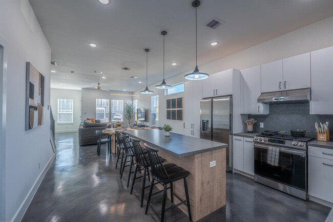 Building Photo - 4209 McKinney St