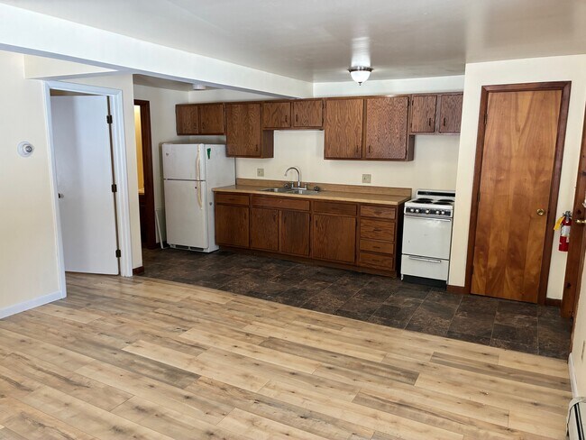 Kitchen - 54 Mill St