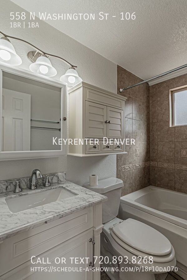 Building Photo - 1 Bedroom 1 Bathroom Condo in a Prime Loca...