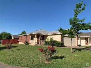 Building Photo - 12415 Jamie Dr