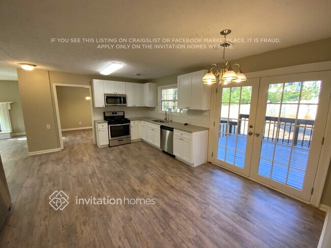 Building Photo - 2071 Hunters Cove Dr