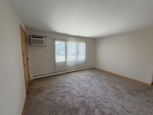 Building Photo - 7601 W 61st Pl