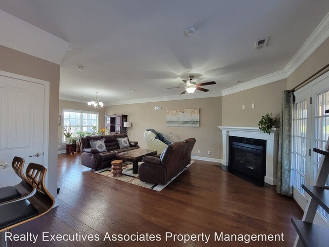 Foto del edificio - 4 br, 2.5 bath House - 1737 Golden Nugget ...