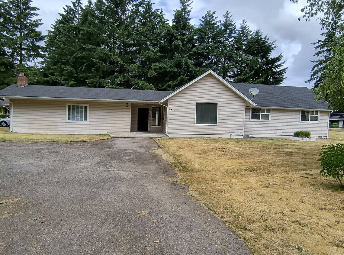 Foto principal - 8410 North Way SW