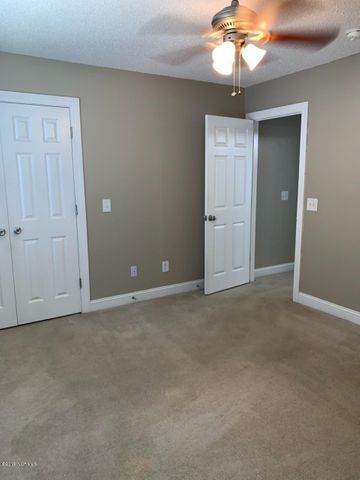 Building Photo - 4242 Dudleys Grant Dr