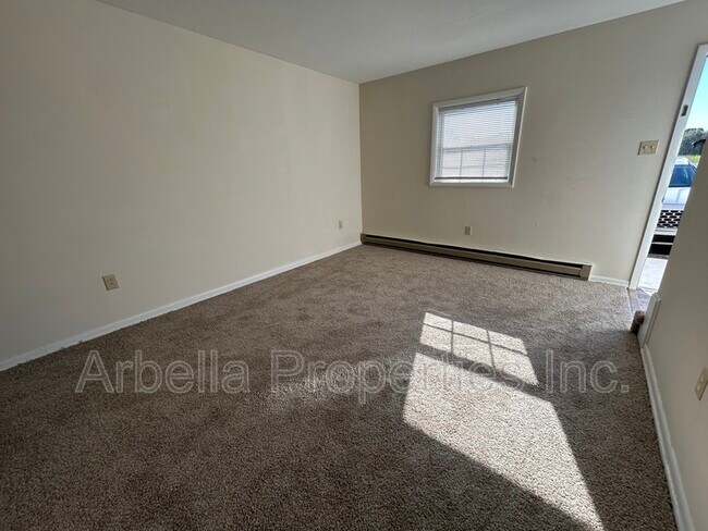 Foto del edificio - 499 Nicholas St SE