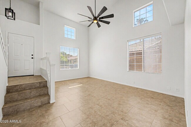 Foto del edificio - 414 N Hudson Pl