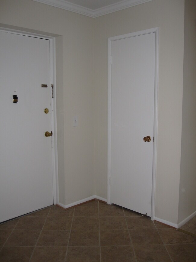 Foto del edificio - 15300 Wallbrook Ct