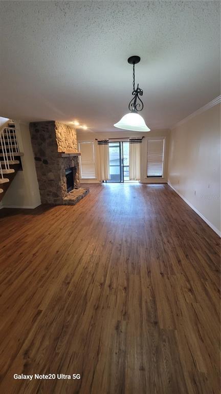 Building Photo - 2039 Lake Alden Dr