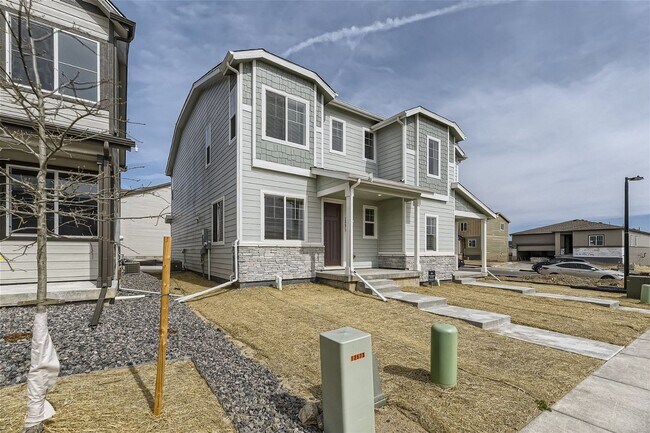 Foto del edificio - Single Family 3 Bed, 3 Bath Paired-Home in Anthology, Parker!
