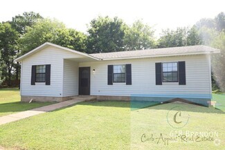 Building Photo - 618 Brandon Dr