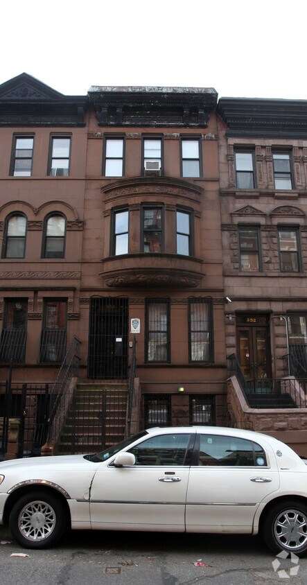 Building Photo - 550 W 142nd St