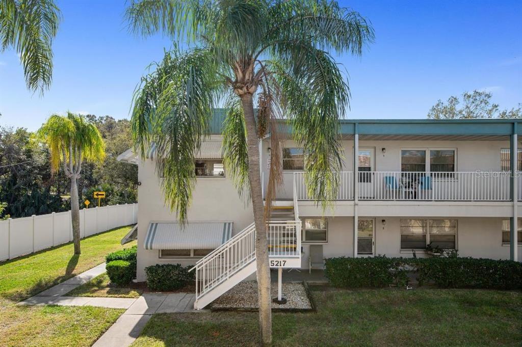 Foto principal - 5217 81st St N