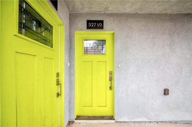 Foto del edificio - 527 W 80th St