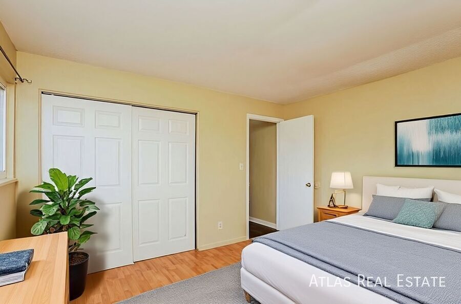 Photo - 4245 Loomis Avenue-1