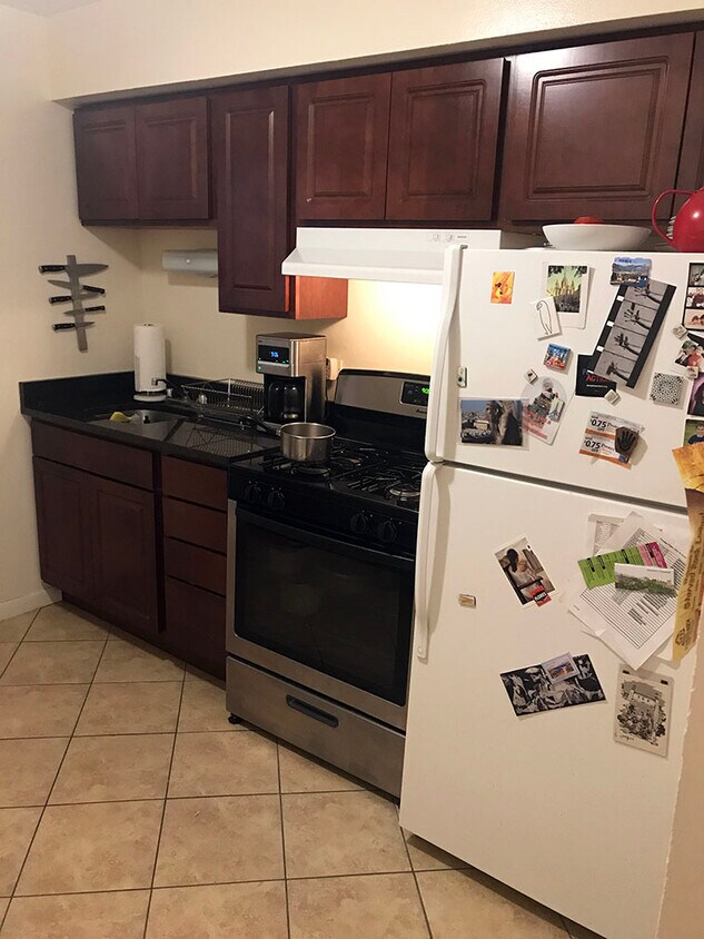 Foto principal - 4436 Wolcott N Ave