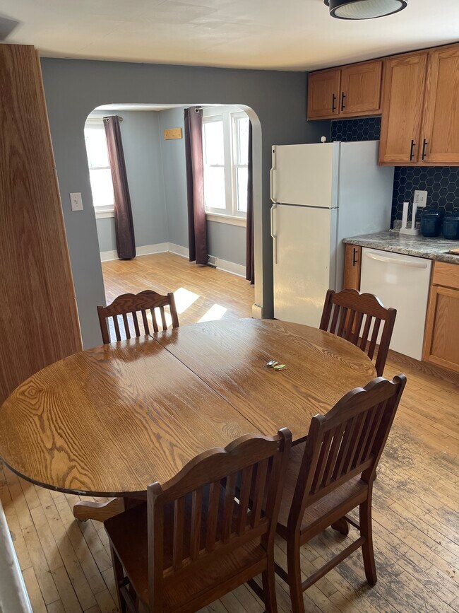 Foto del edificio - 721 24th St N