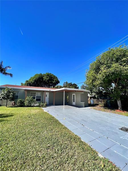 Primary Photo - 5655 NE 5th Ter