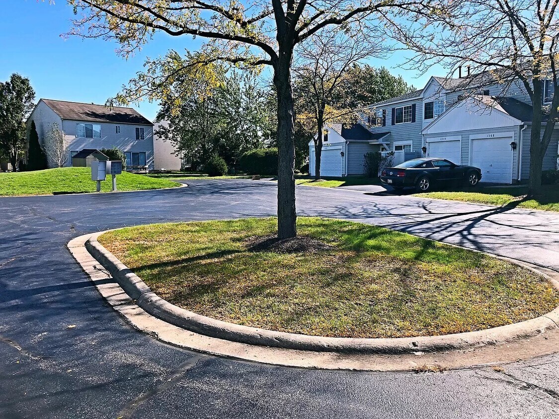 Primary Photo - 1370 Normantown Rd