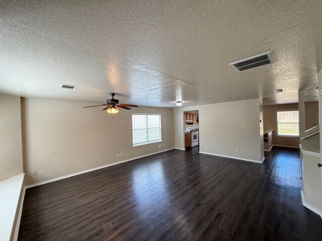 Foto del edificio - 11127 Vollmer Ln