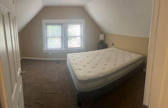 Building Photo - 225 Emming St