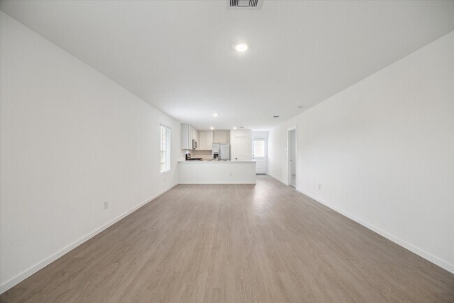 Building Photo - 18015 Valle Cupa Ln