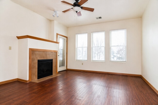 102 Living Room - Atwood Courtyard