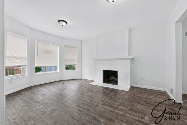 Building Photo - 1518 Lee Pl