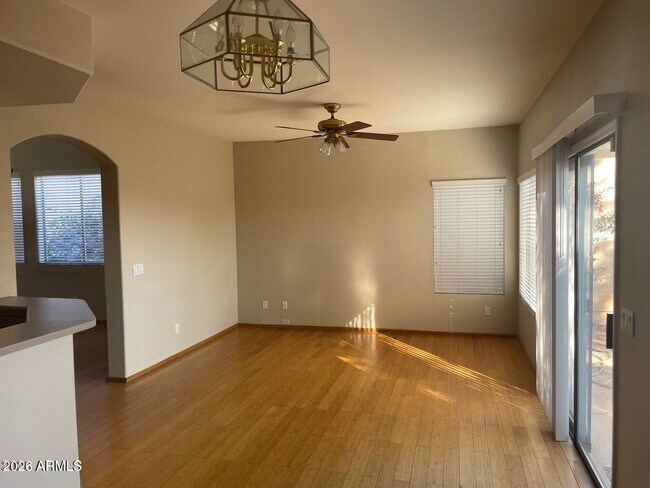 Foto del edificio - 8419 W Salter Dr