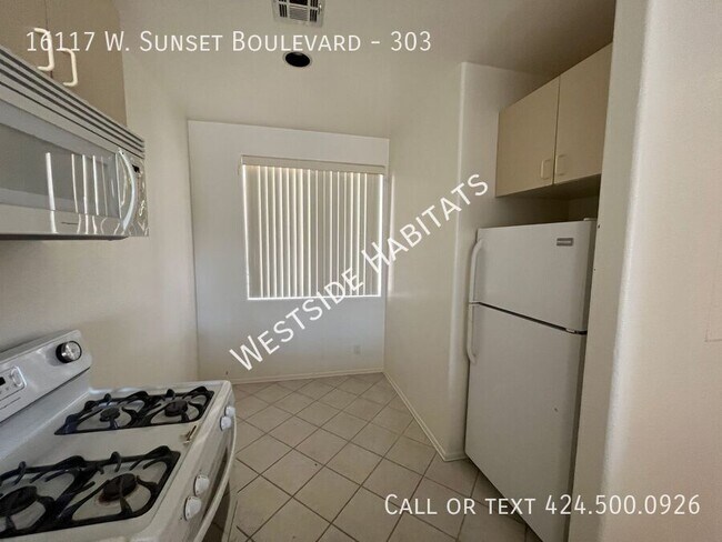 Building Photo - 16117 W Sunset Blvd