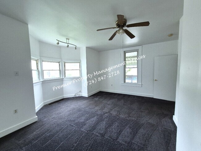 Foto del edificio - 1317 6th Ave