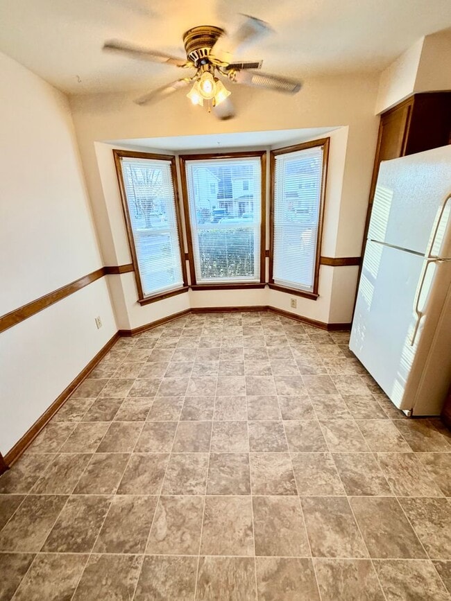 Building Photo - KEMPSVILLE LAKE