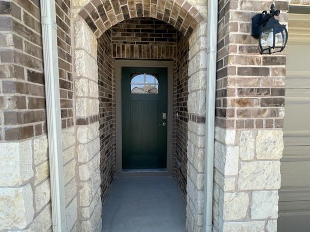 Building Photo - 10616 Defender Trl