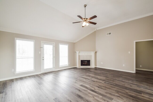 Foto del edificio - 9922 Lacee Ln