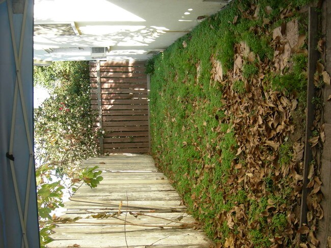 Foto del edificio - 559 N Marengo Ave