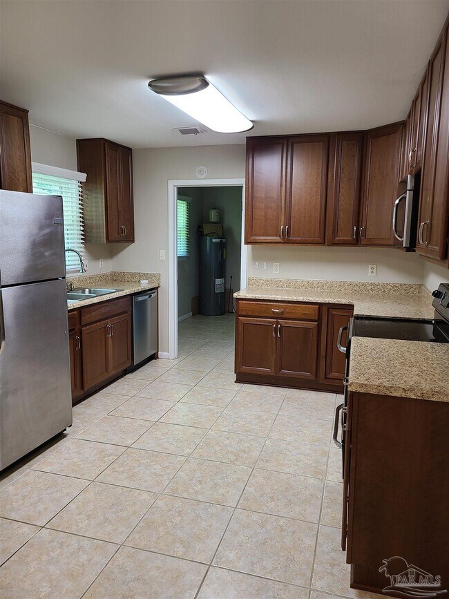 Foto del edificio - 5560 Hibiscus Rd