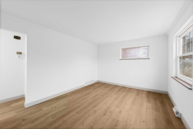 Foto del edificio - 4769 Hardwick Dr