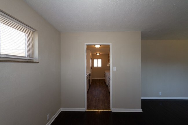 Foto del edificio - 5618 E 40th St