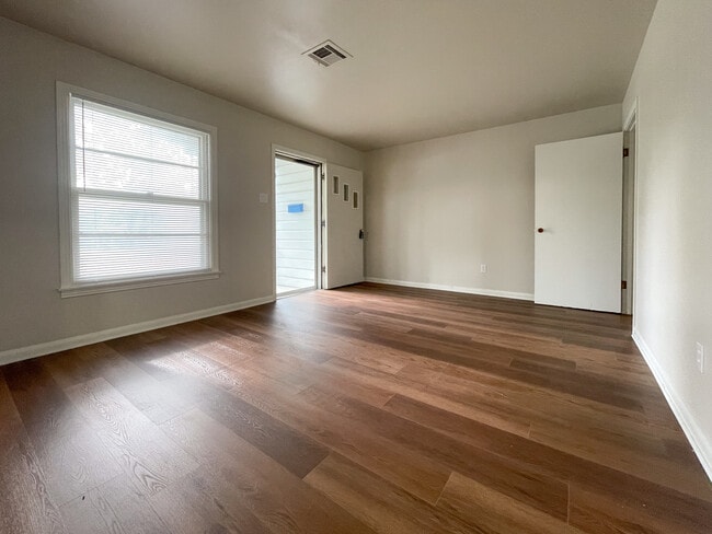 Foto del edificio - 2208 N 41st St