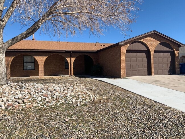 Building Photo - Heritage Hills Rental