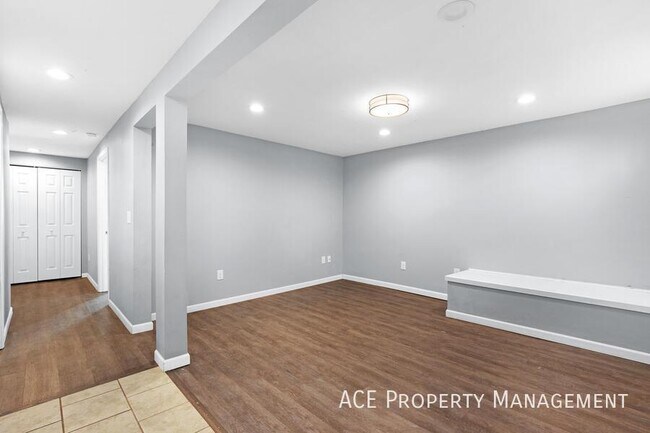 Foto del edificio - 2108 6th St