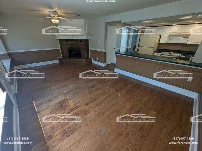Foto del edificio - 3/2.5 Two-Story Townhome Now Available!