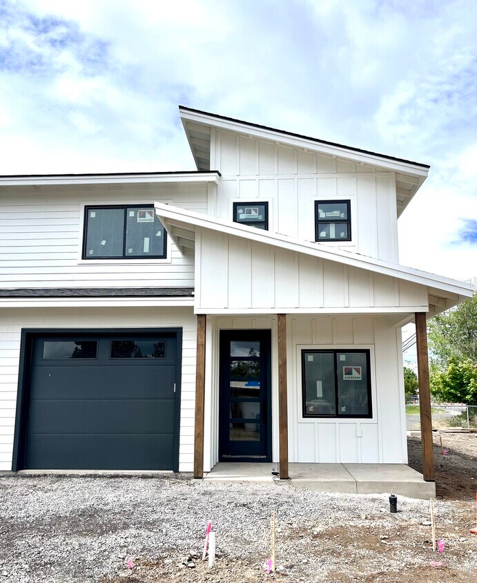 Foto principal - Antler Fourplex