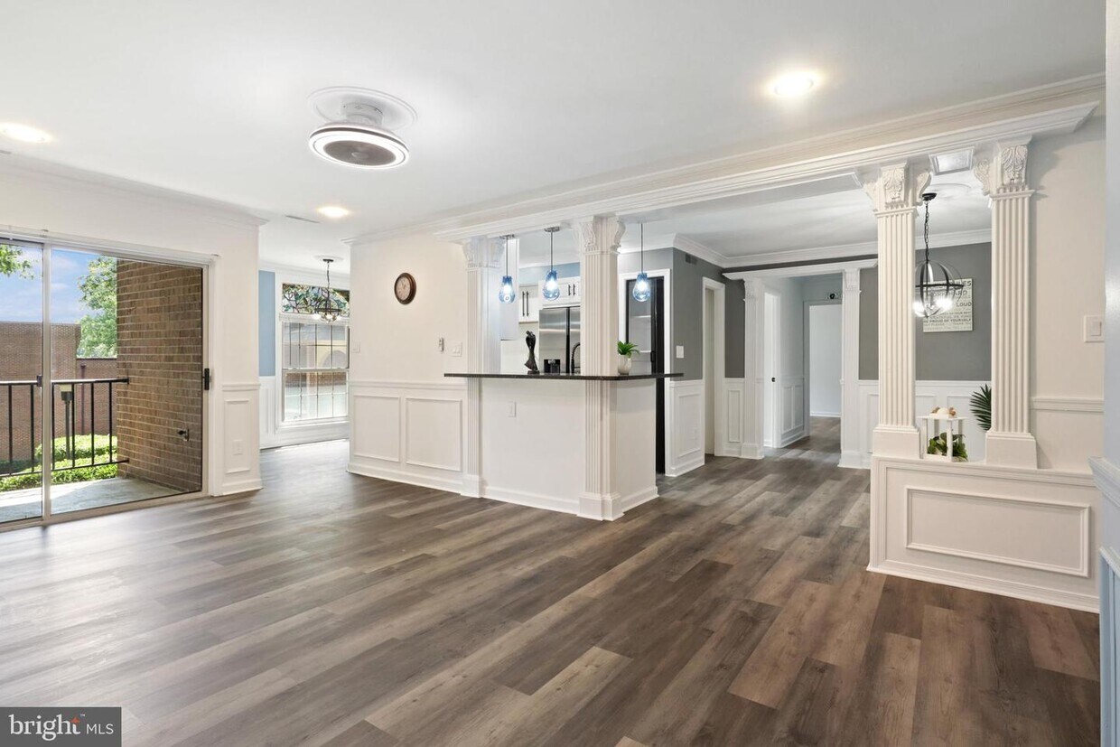 3316 Woodburn Village Dr Unit 13, Annandale, VA 22003 Room for Rent