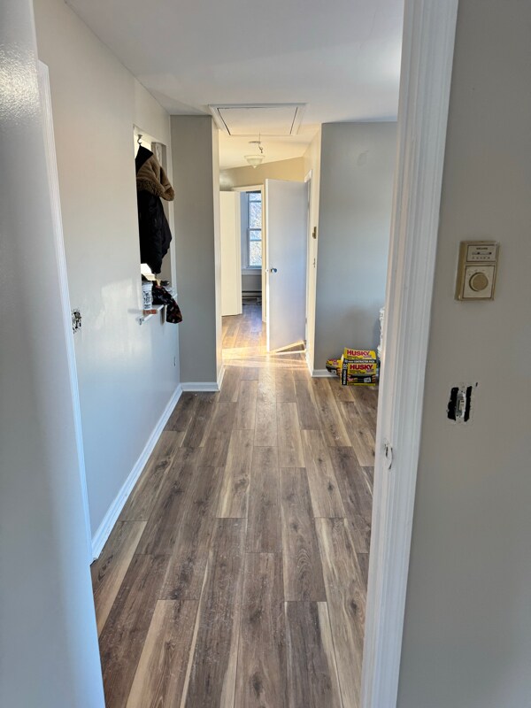 Foto del edificio - 413 Robinwood Rd