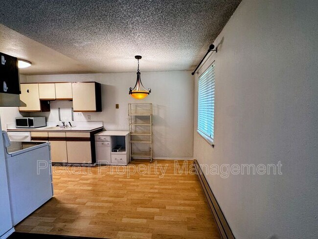 Foto del edificio - 3206 Pine Rd NE