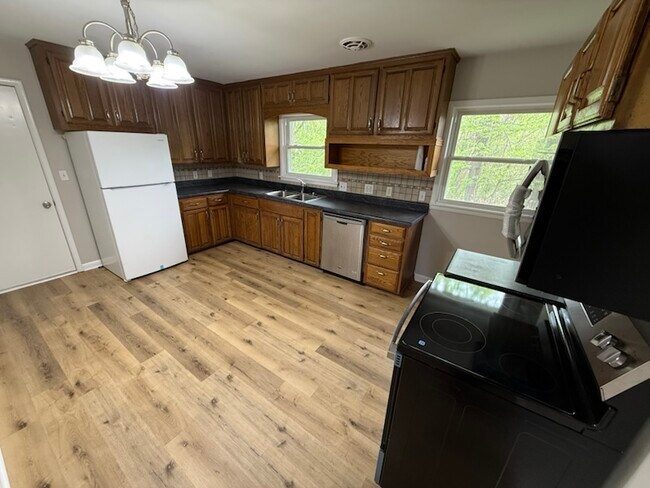 Foto del edificio - 1527 Fulton Ct