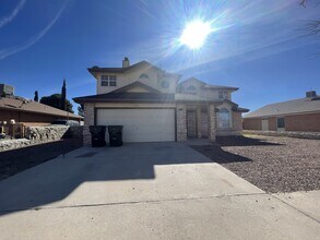 Building Photo - 13928 Pete La Rue Cir