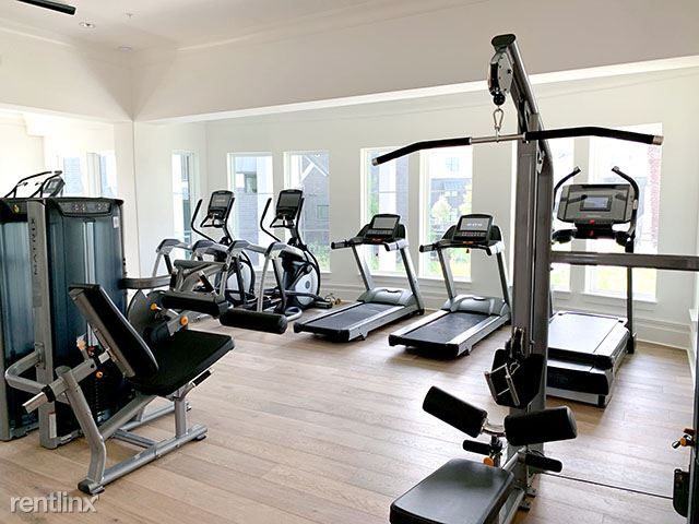 Foto del edificio - Studio, 1 bath Condo - 14199 N I-35 Flat  ...